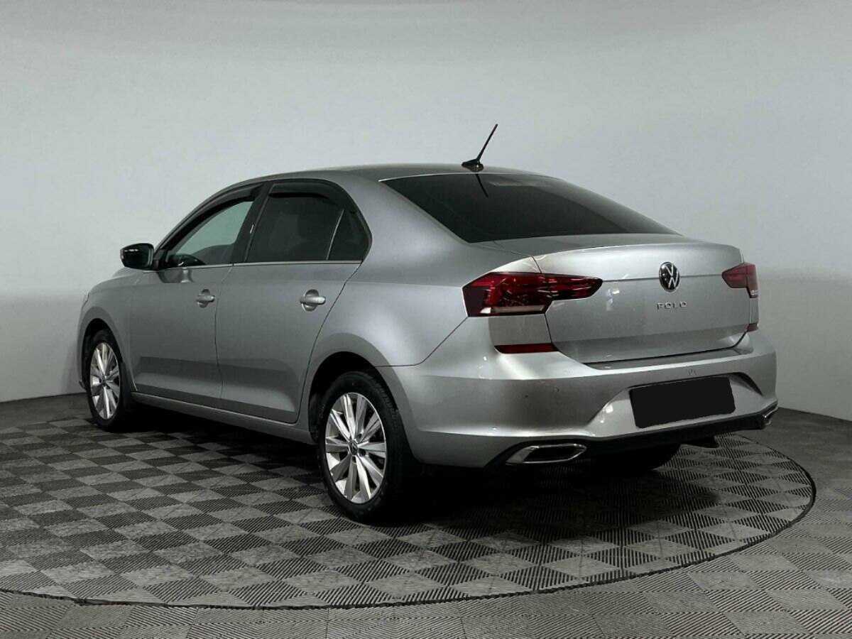 Volkswagen Polo с пробегом — 2021 год. Фото: #6