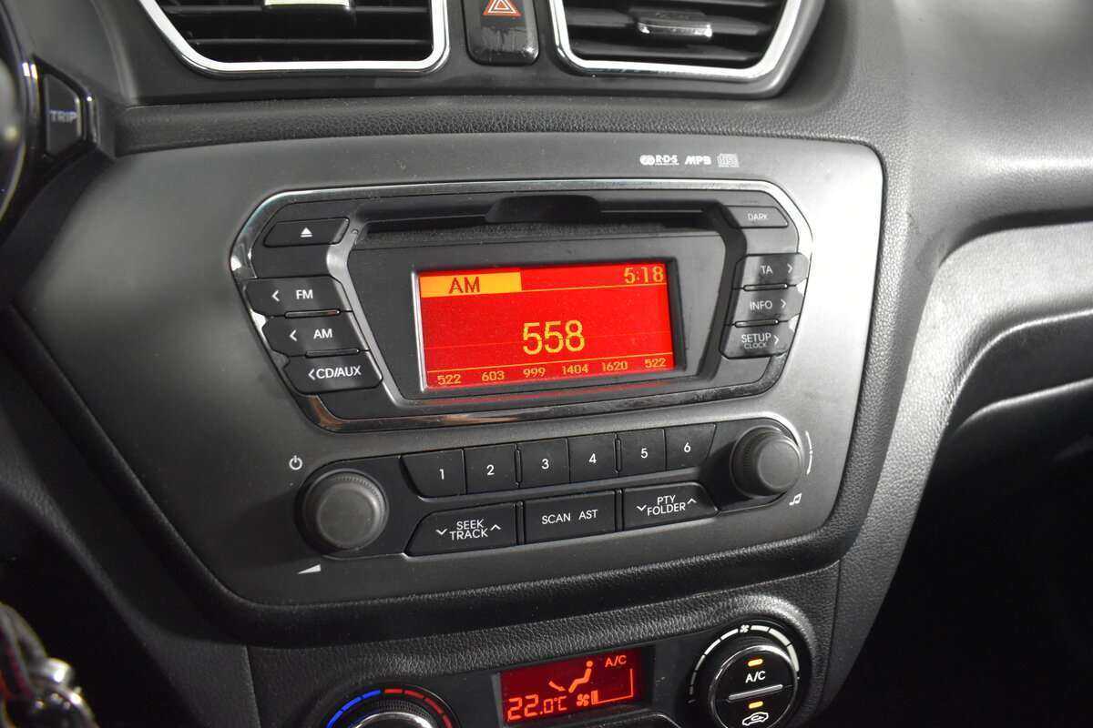 Kia Rio с пробегом — 2013 год. Фото: #14