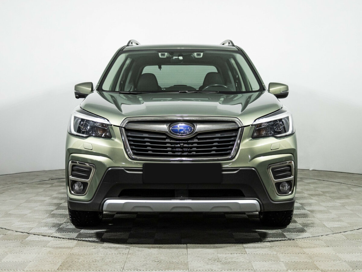 Subaru Forester с пробегом — 2020 год. Фото: #1