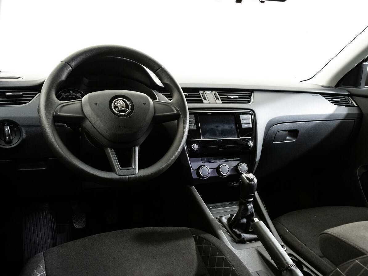 Skoda Octavia с пробегом — 2020 год. Фото: #8