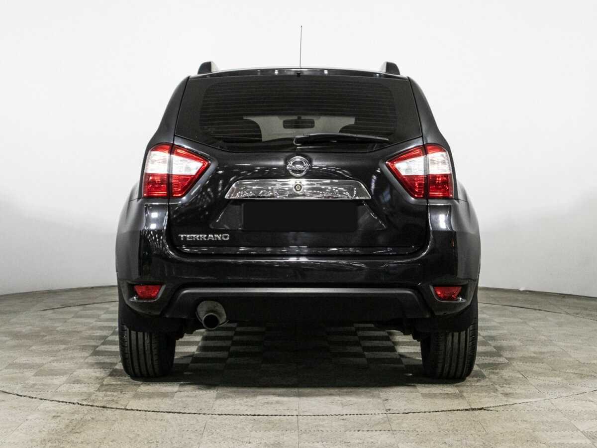 Nissan Terrano с пробегом — 2014 год. Фото: #5