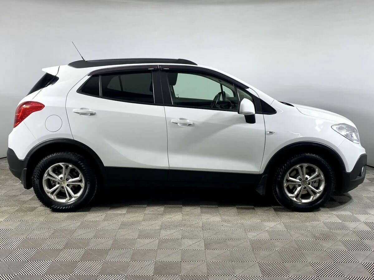 Opel Mokka с пробегом — 2014 год. Фото: #2