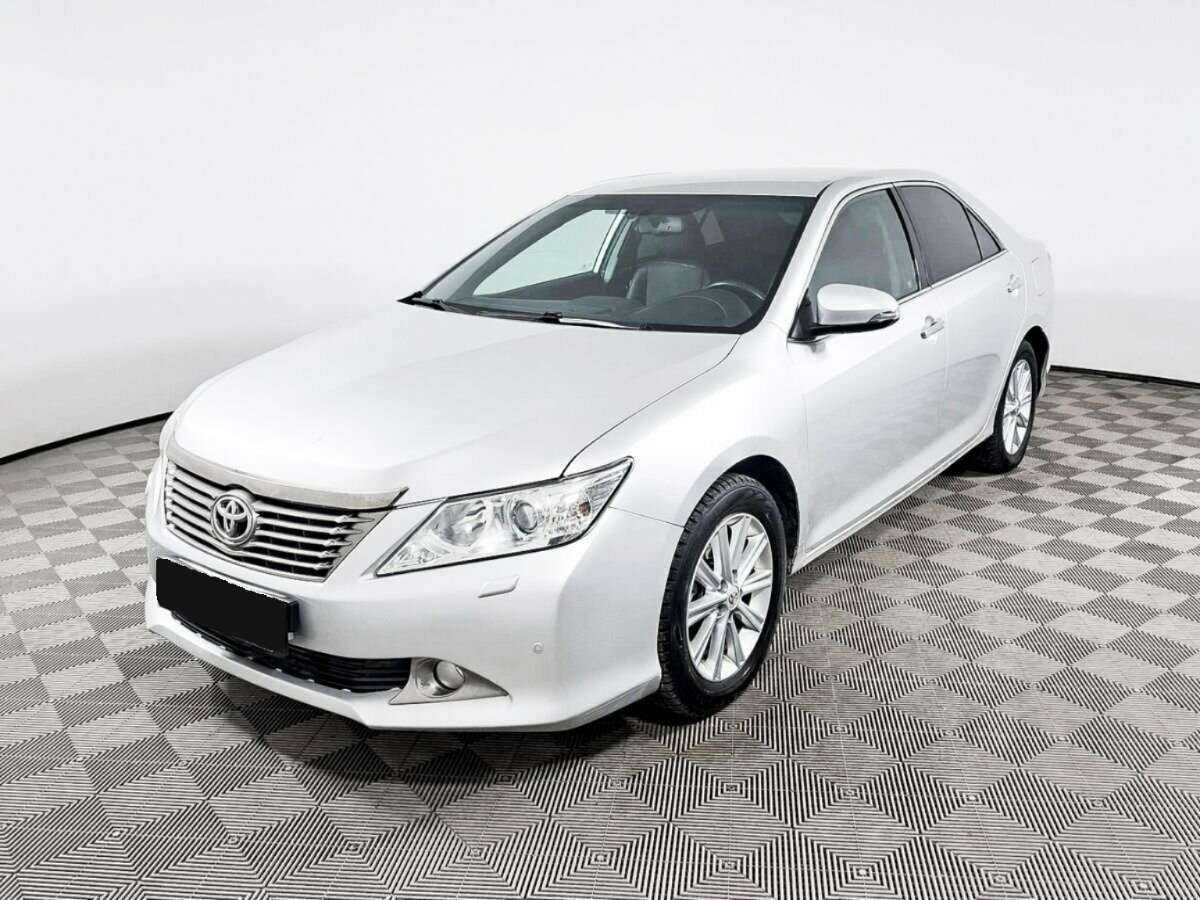 Toyota Camry с пробегом — 2014 год. Посмотреть фото