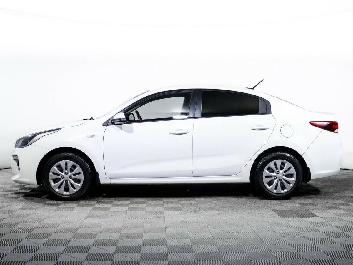 Kia Rio с пробегом — 2017 год. Фото: #7