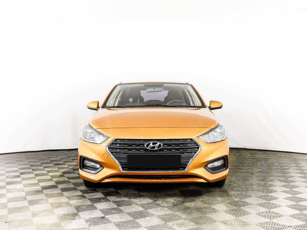 Hyundai Solaris с пробегом — 2017 год. Фото: #1