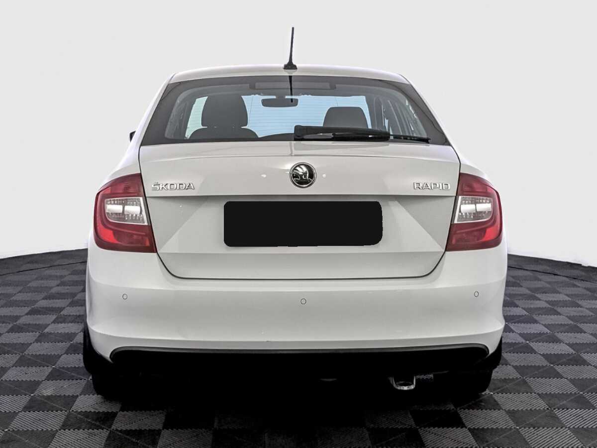 Skoda Rapid с пробегом — 2018 год. Фото: #5