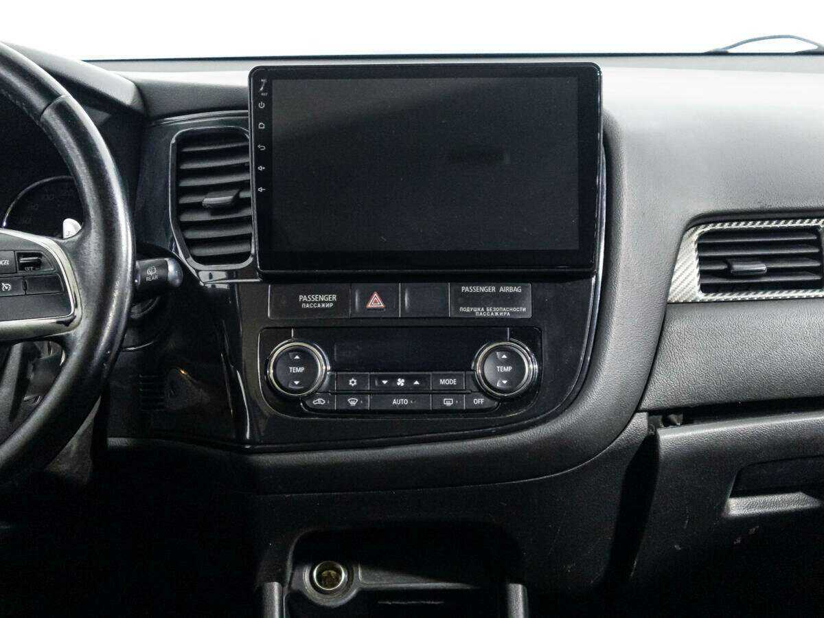 Mitsubishi Outlander с пробегом — 2013 год. Фото: #13