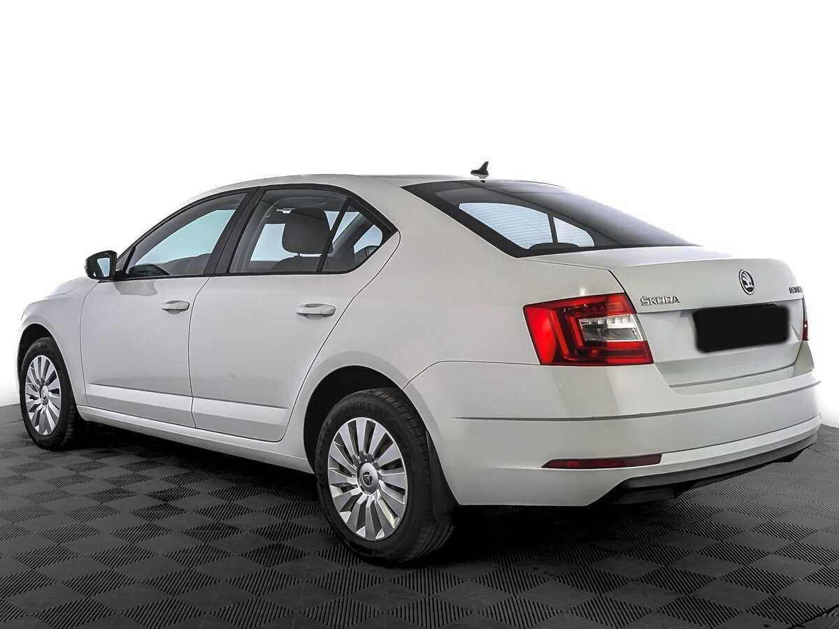 Skoda Octavia с пробегом — 2017 год. Фото: #6