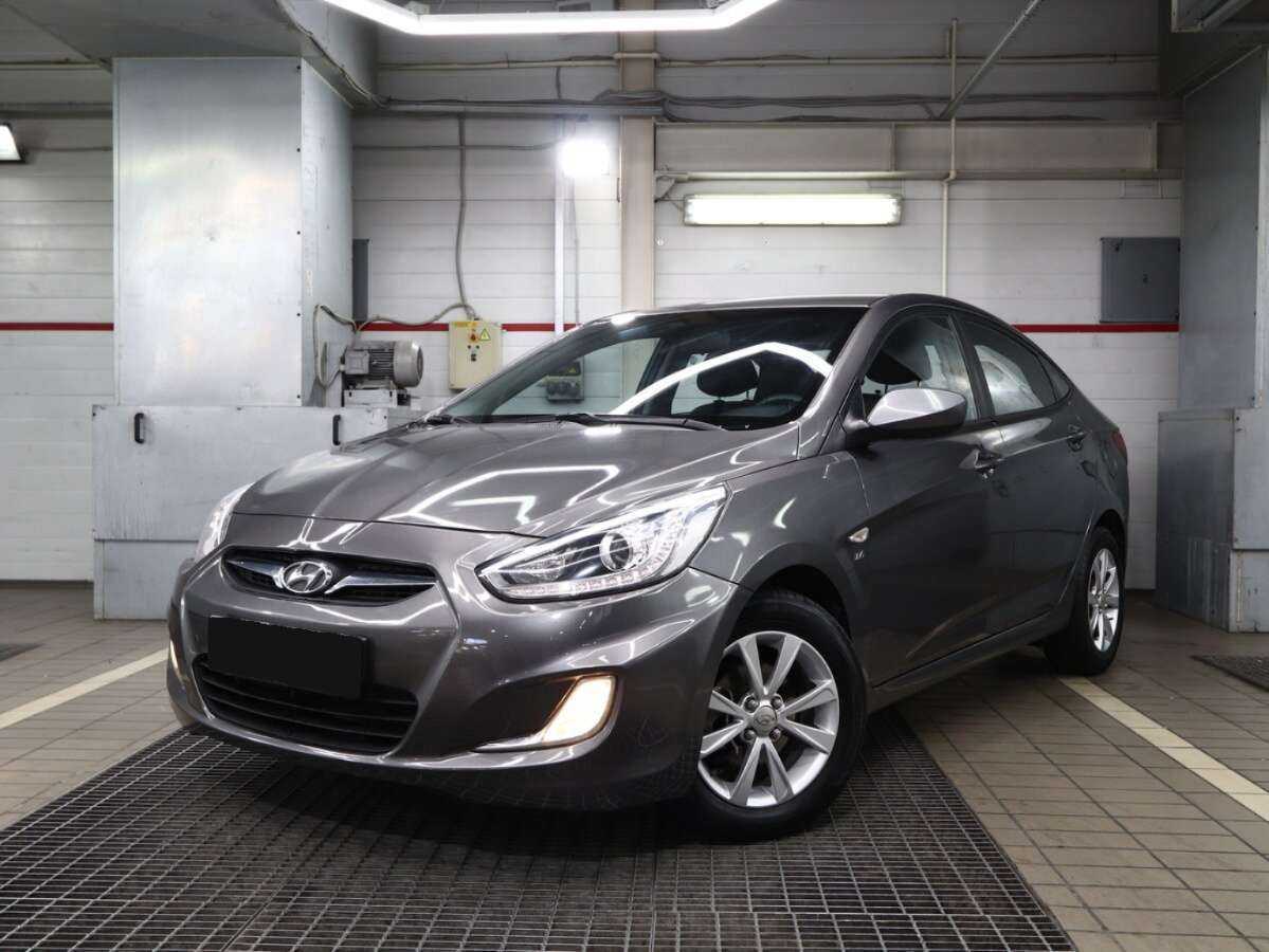 Hyundai Solaris с пробегом — 2014 год. Фото: #0
