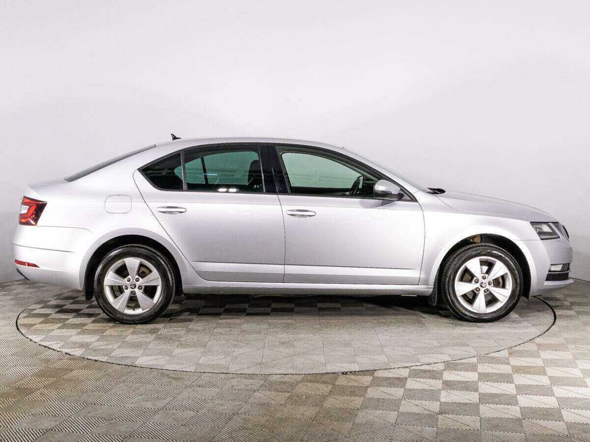 Skoda Octavia с пробегом — 2018 год. Фото: #3