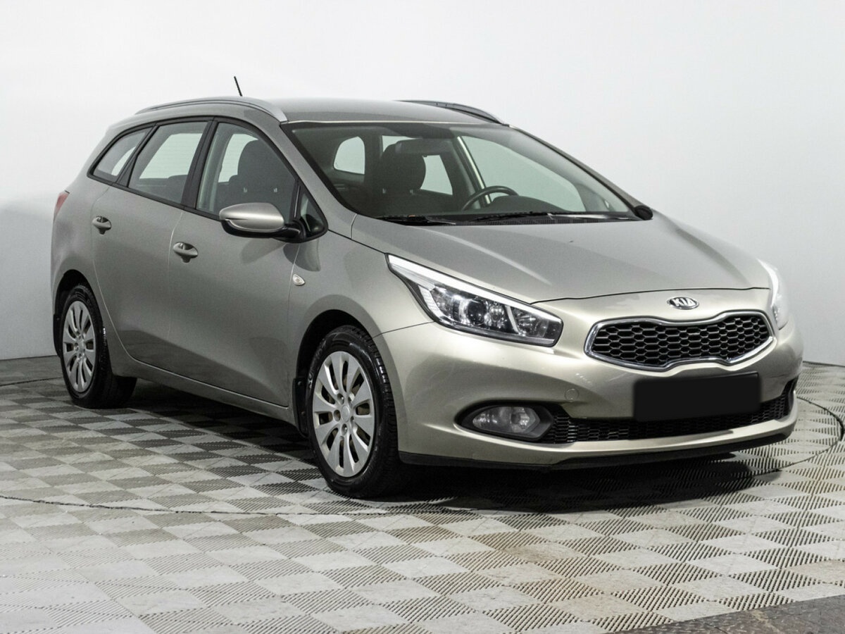 Kia Ceed с пробегом — 2012 год. Фото: #2