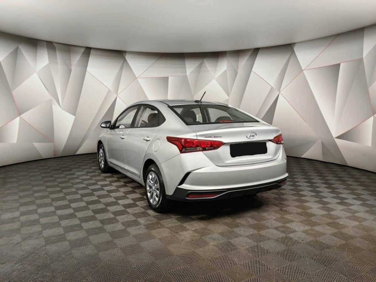 Hyundai Solaris с пробегом — 2021 год. Фото: #3