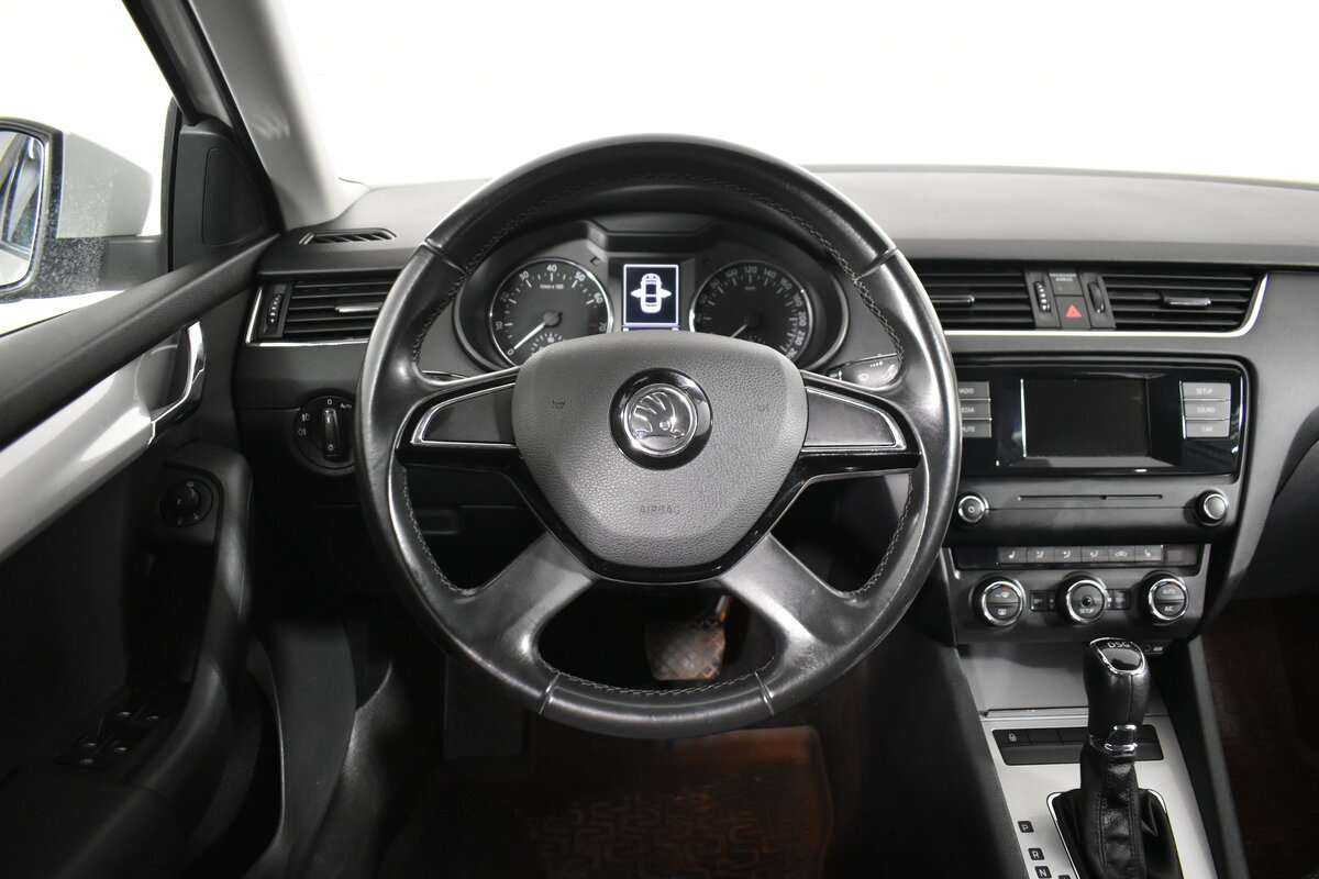 Skoda Octavia с пробегом — 2014 год. Фото: #16