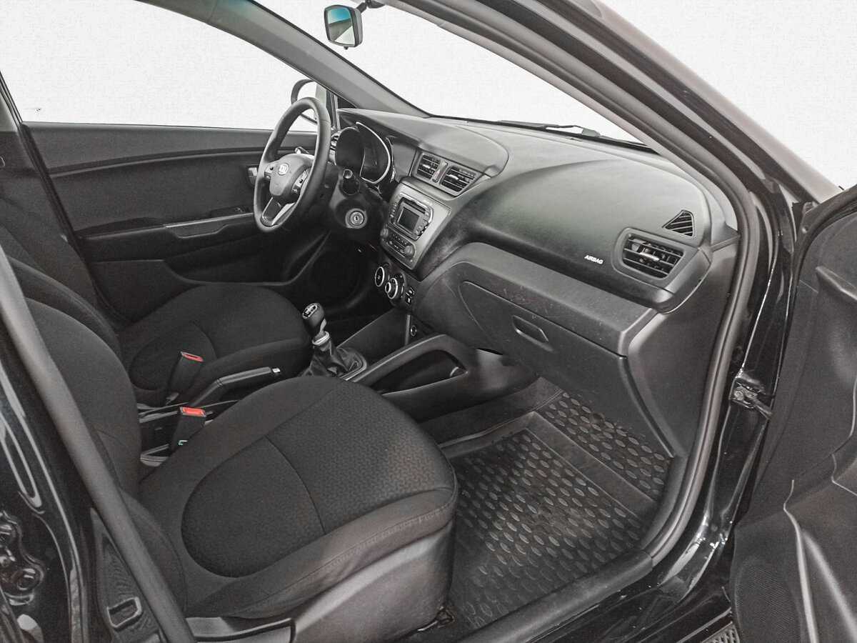 Kia Rio с пробегом — 2014 год. Фото: #8
