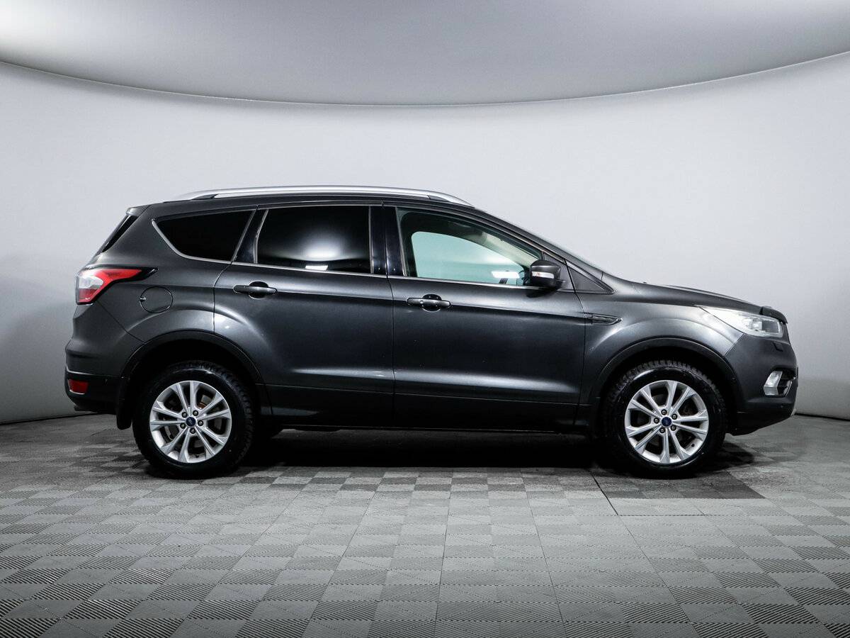 Ford Kuga с пробегом — 2017 год. Фото: #3