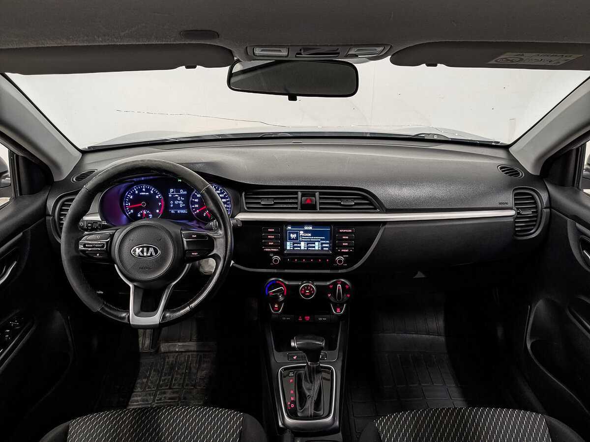 Kia Rio с пробегом — 2020 год. Фото: #12