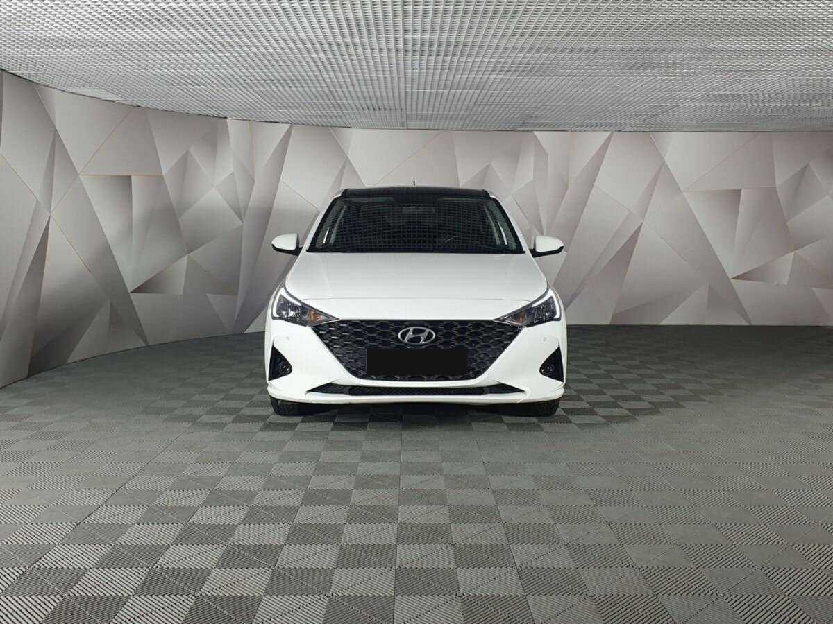 Hyundai Solaris с пробегом — 2021 год. Фото: #4
