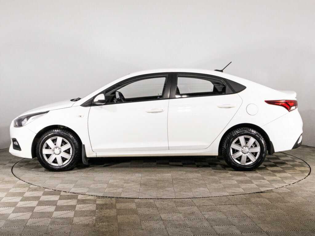 Hyundai Solaris с пробегом — 2017 год. Фото: #7