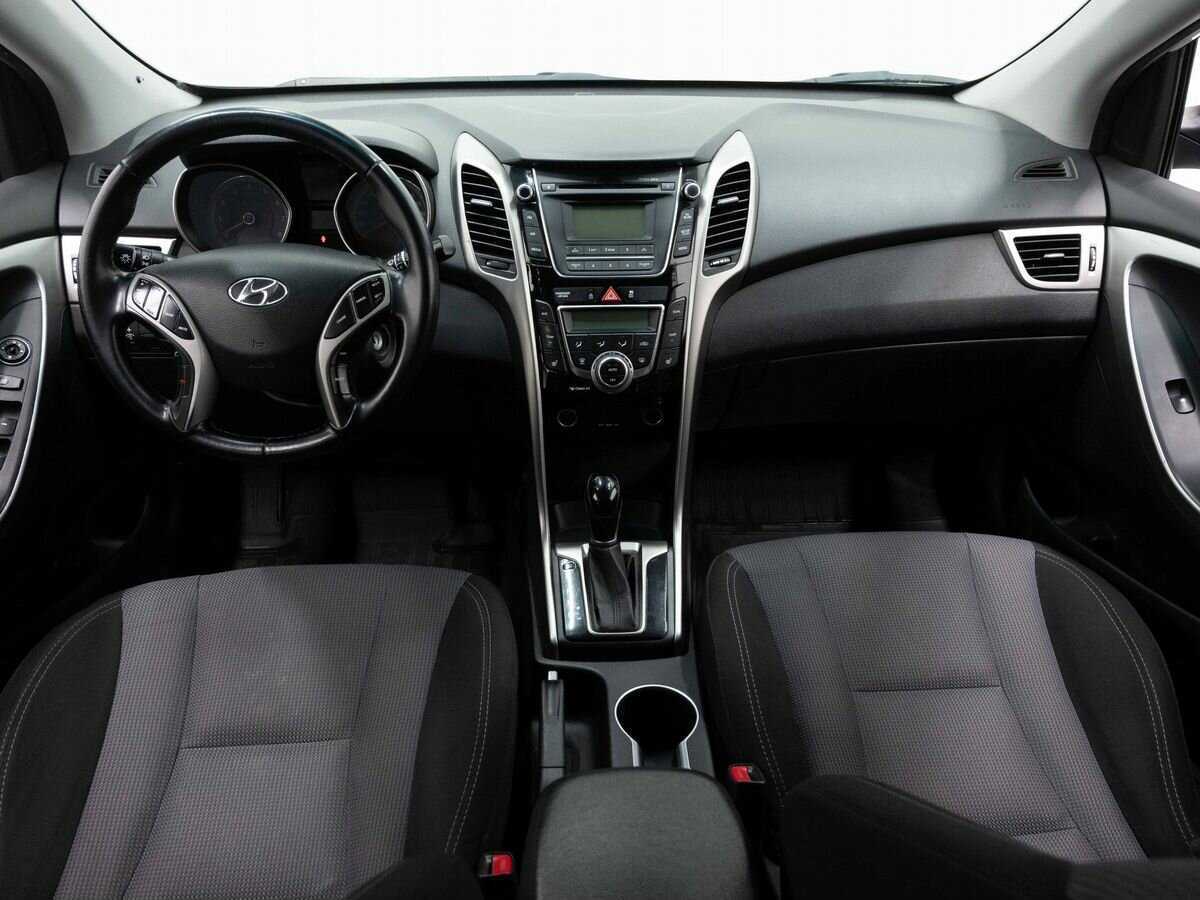 Hyundai i30 с пробегом — 2013 год. Фото: #12
