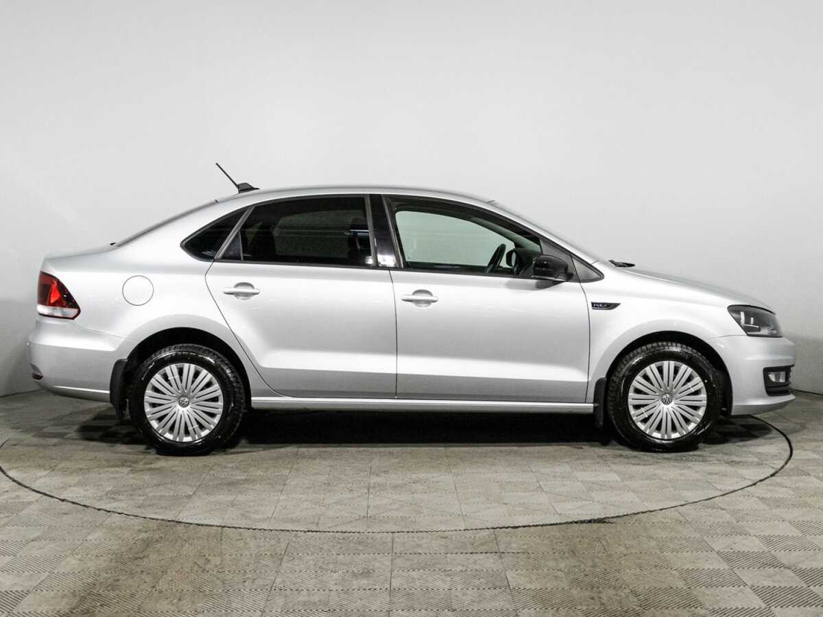 Volkswagen Polo с пробегом — 2018 год. Фото: #3