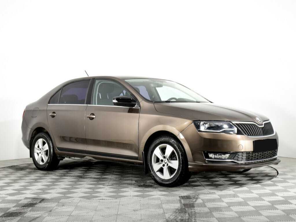 Skoda Rapid с пробегом — 2017 год. Фото: #2