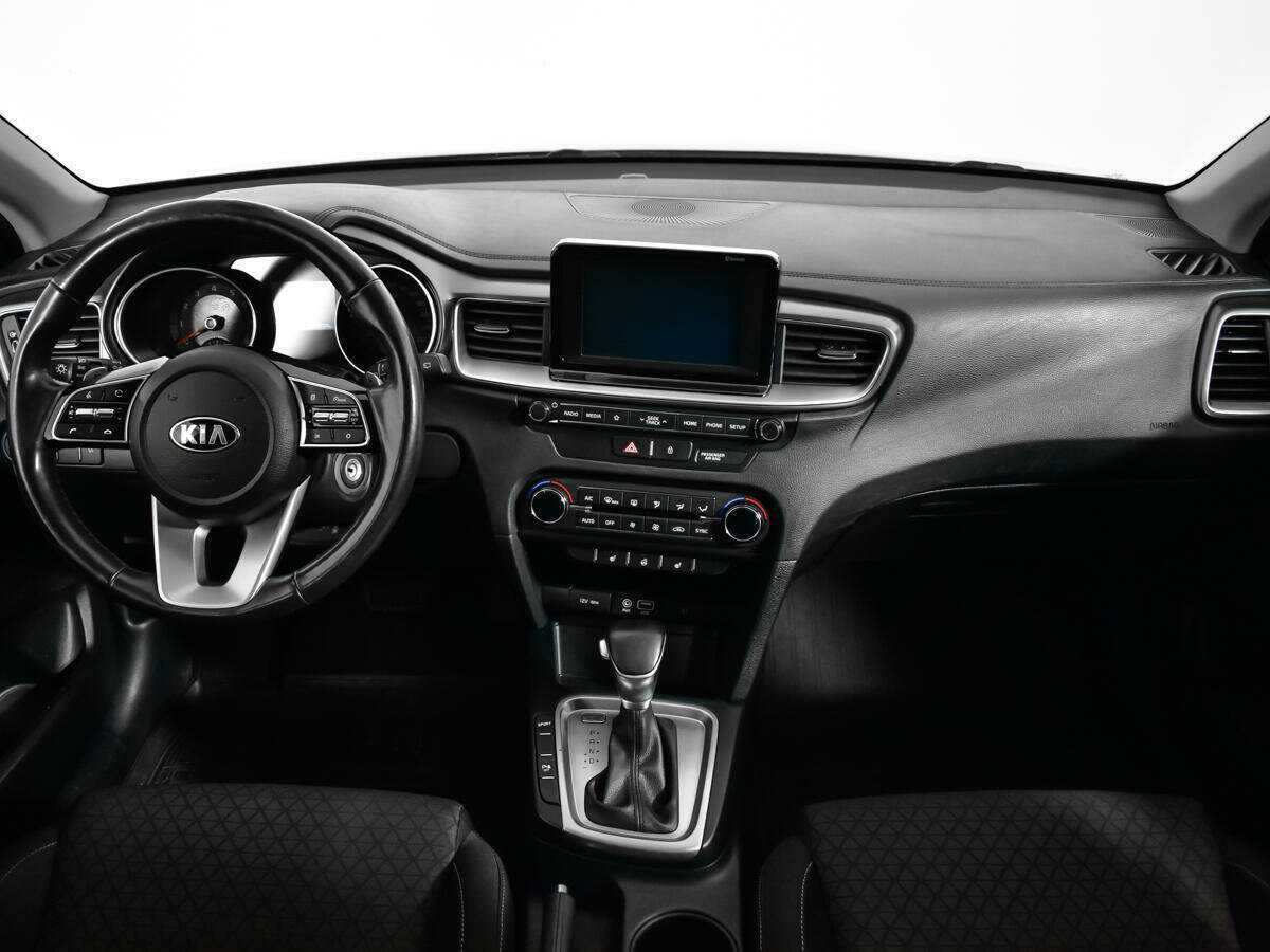 Kia Ceed с пробегом — 2019 год. Фото: #11