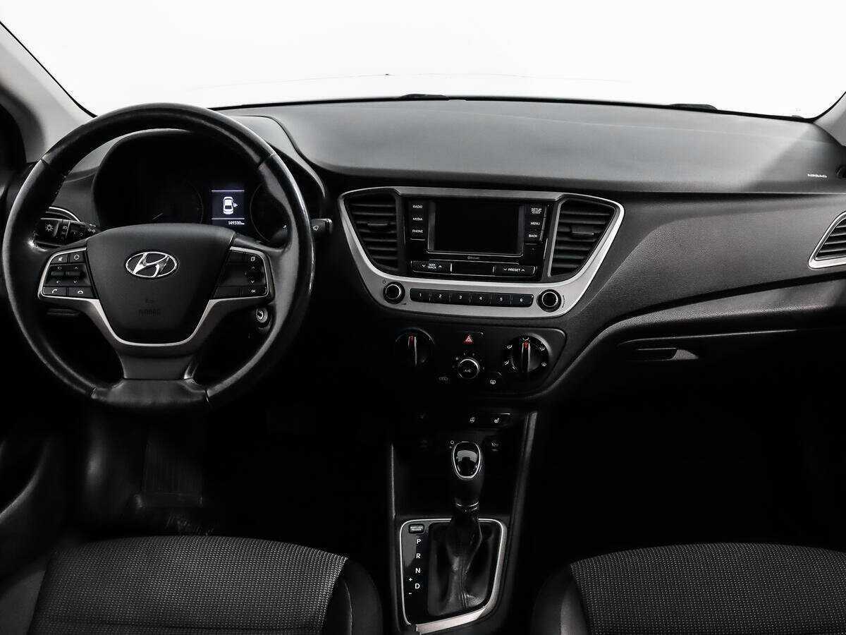 Hyundai Solaris с пробегом — 2017 год. Фото: #11