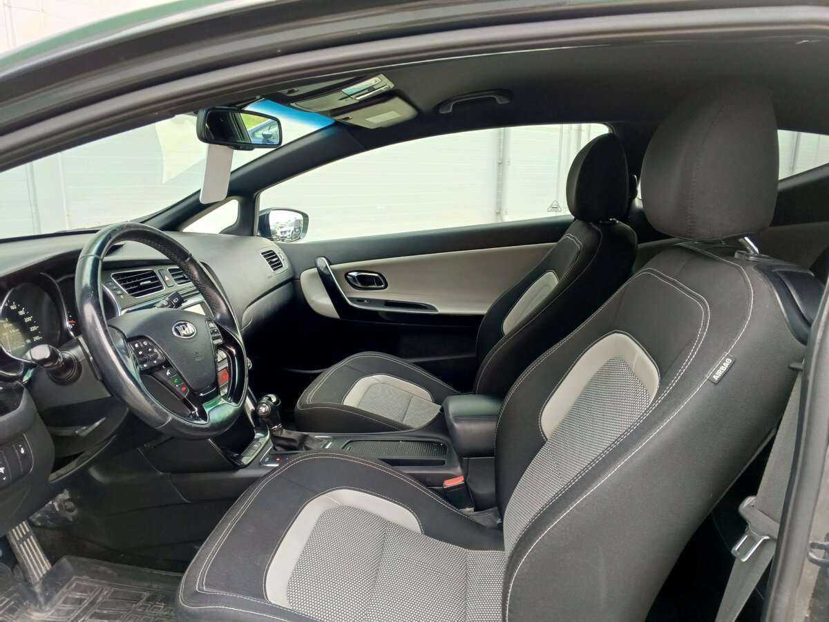 Kia Ceed с пробегом — 2015 год. Фото: #10