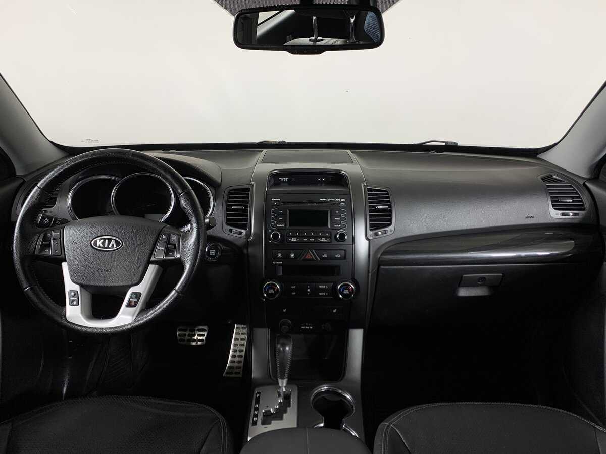 Kia Sorento с пробегом — 2012 год. Фото: #12