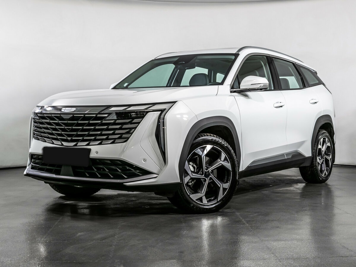 Geely Atlas с пробегом — 2024 год. Фото: #0