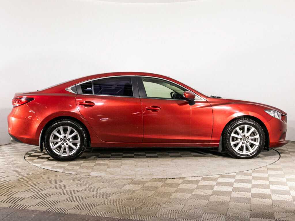 Mazda 6 с пробегом — 2015 год. Фото: #3