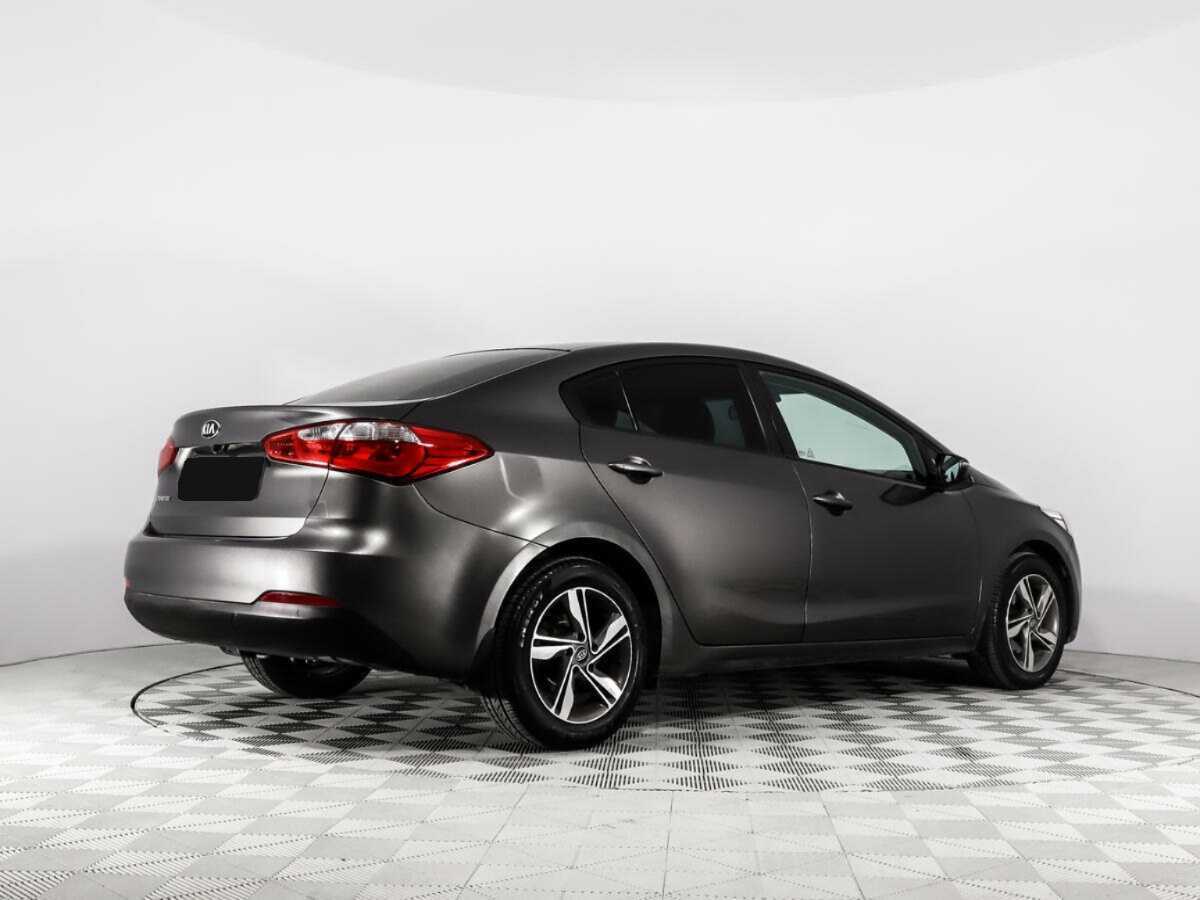 Kia Cerato с пробегом — 2016 год. Фото: #4