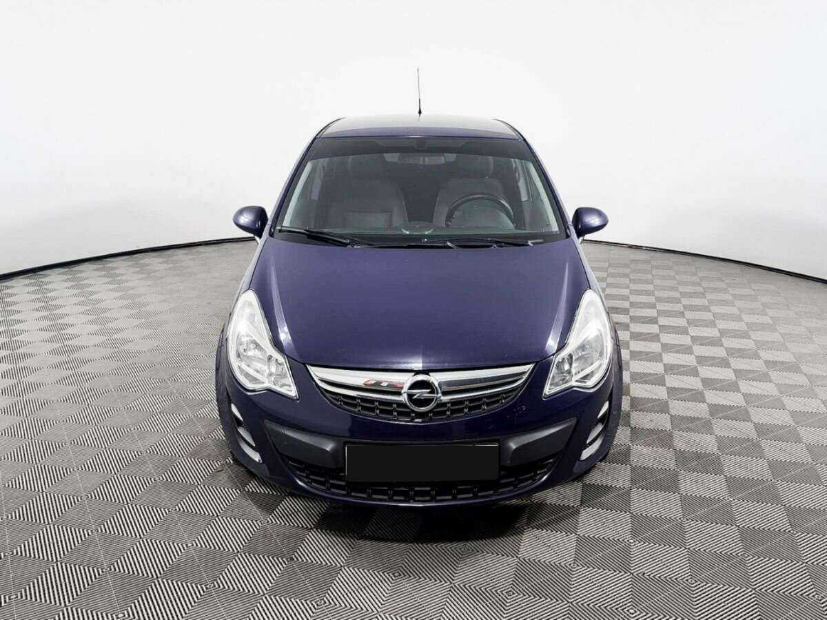 Opel Corsa с пробегом — 2012 год. Фото: #1