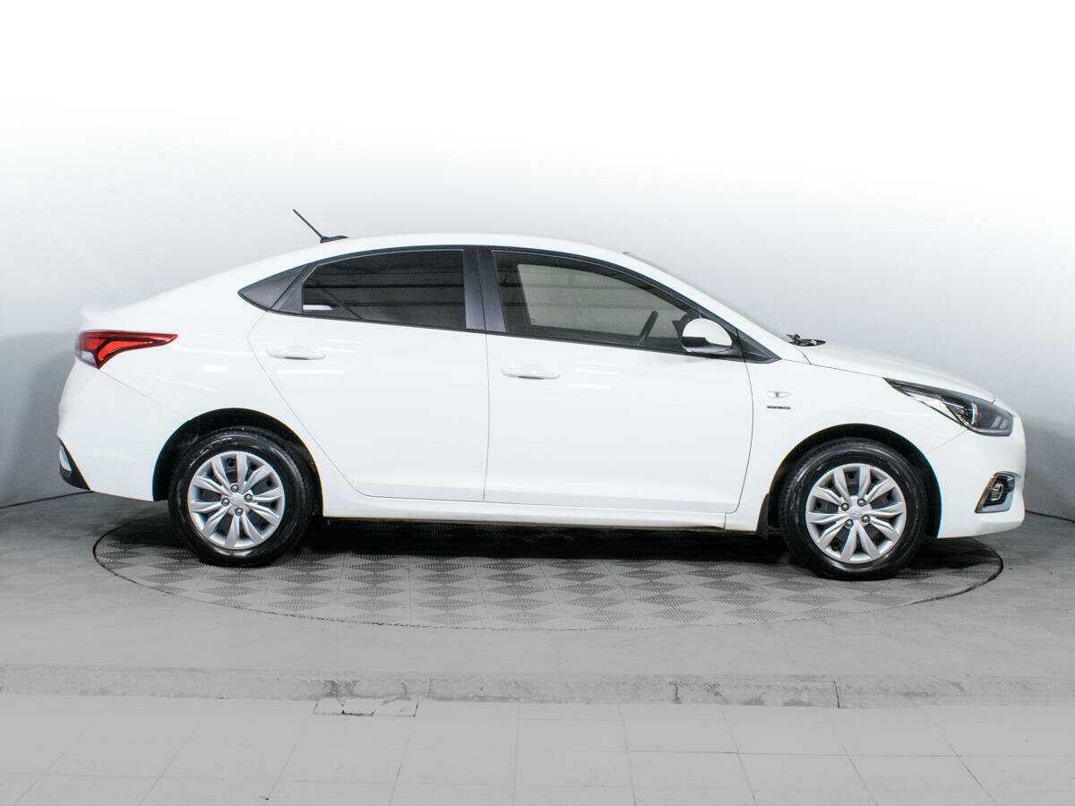 Hyundai Solaris с пробегом — 2019 год. Фото: #3