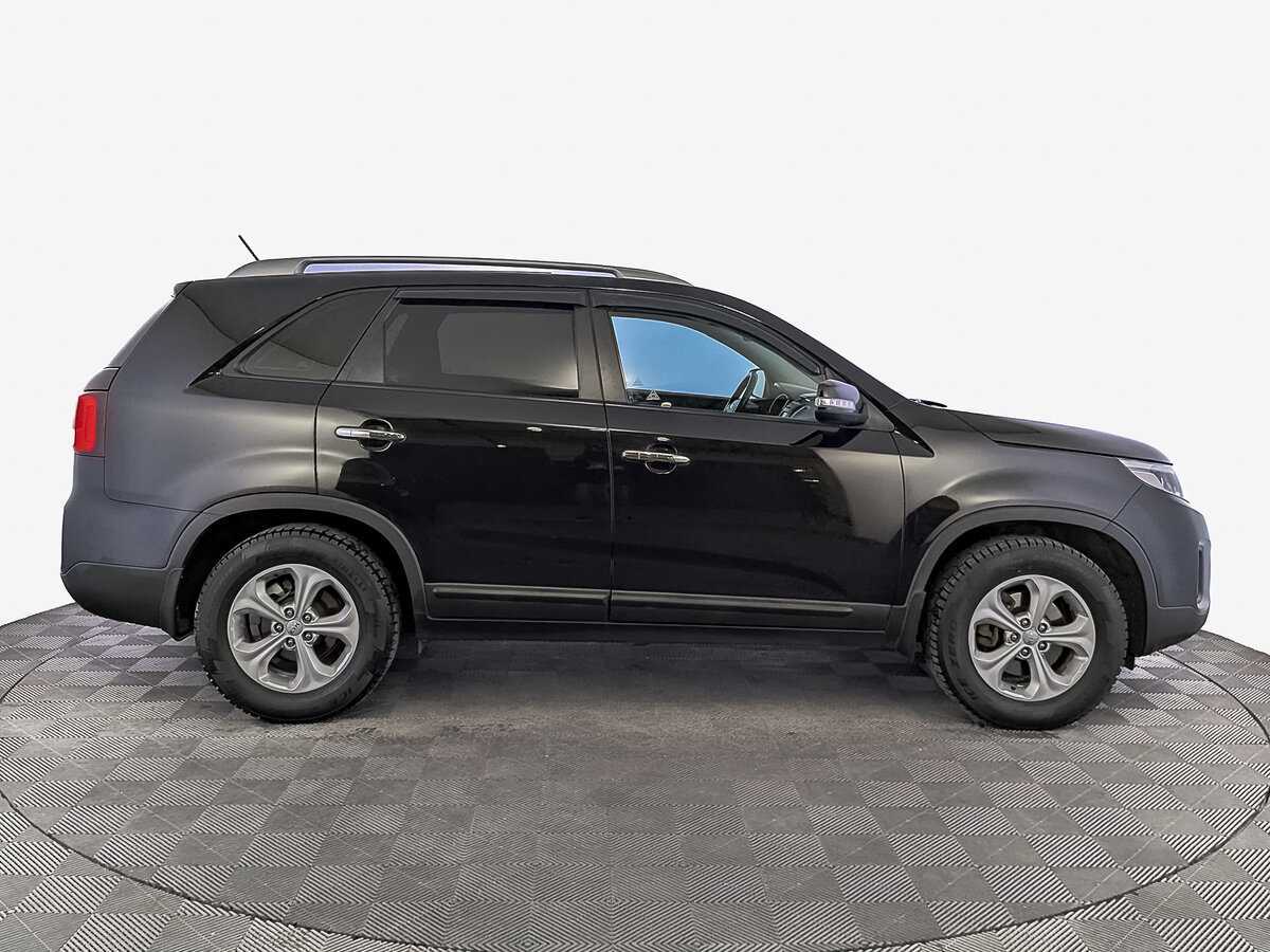 Kia Sorento с пробегом — 2017 год. Фото: #3
