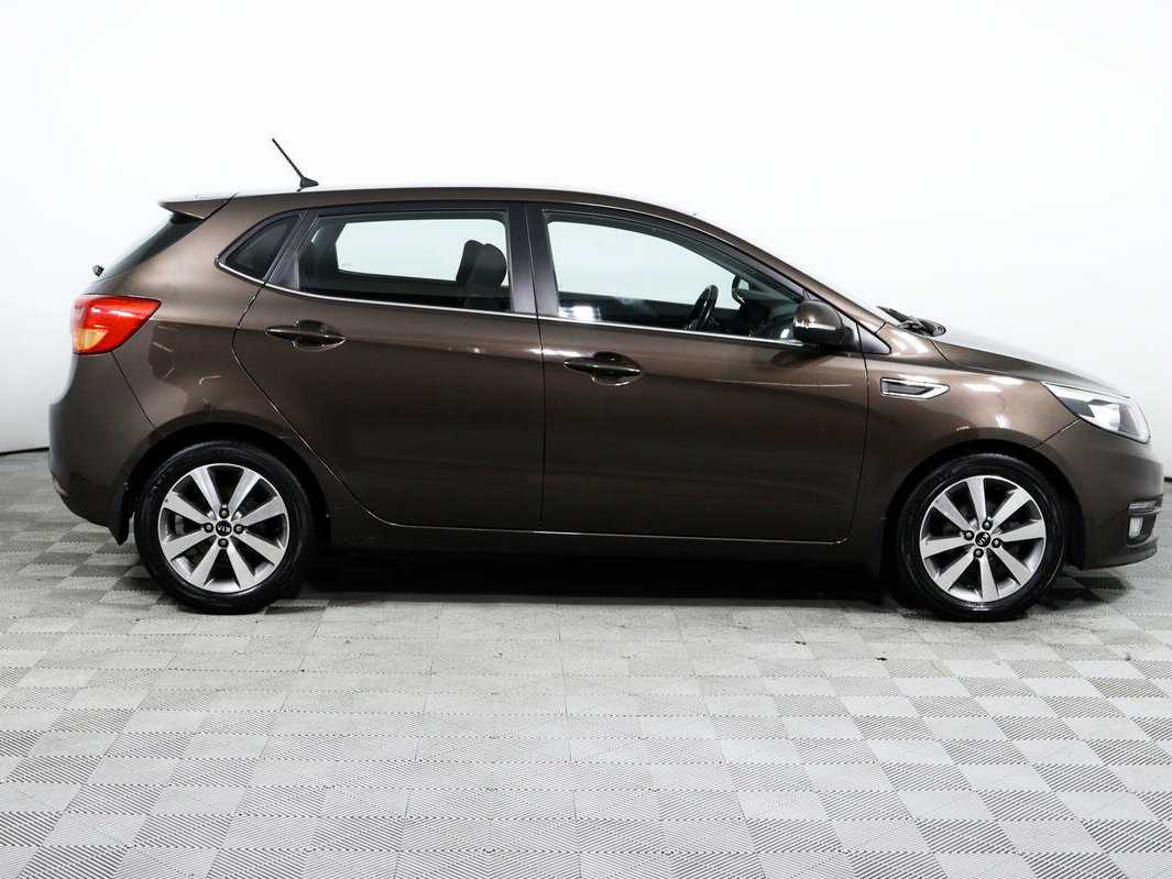 Kia Rio с пробегом — 2015 год. Фото: #3