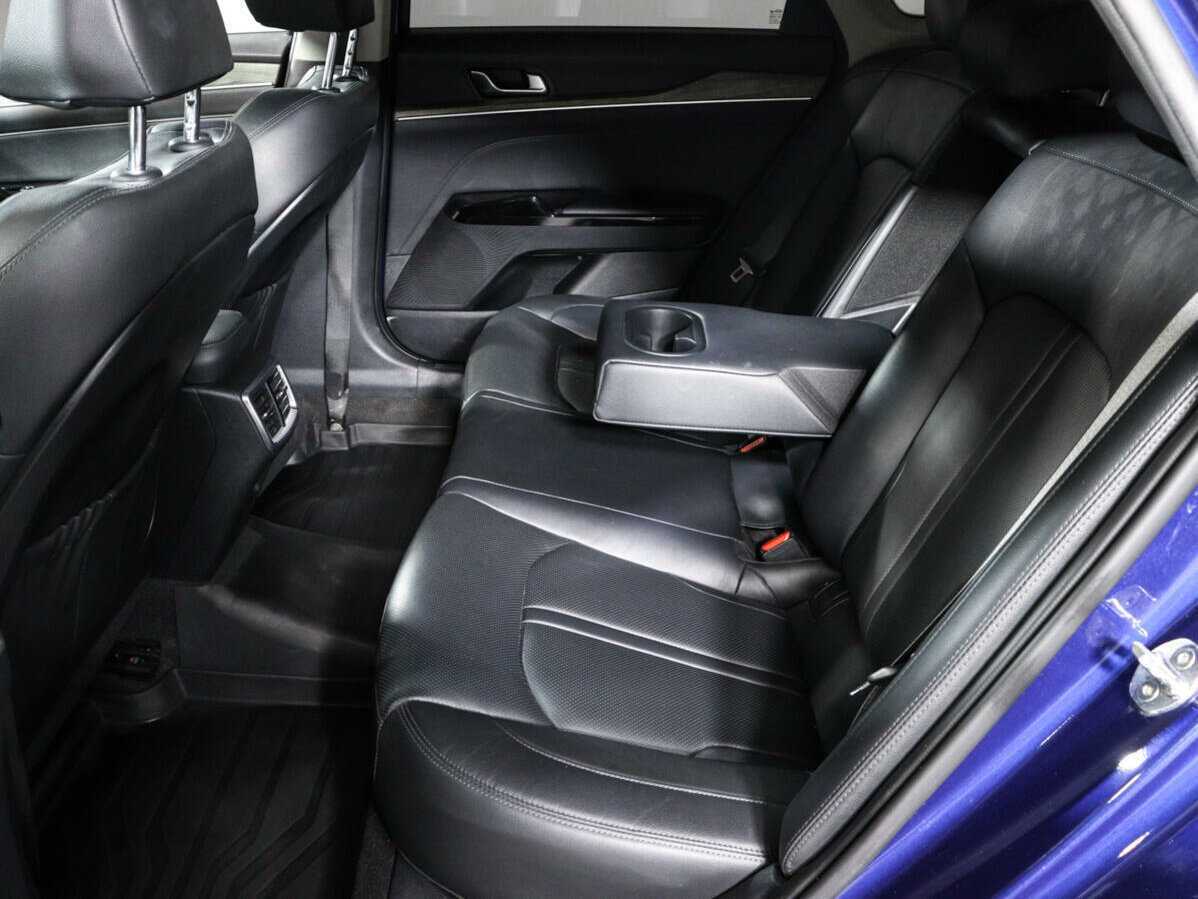 Kia K5 с пробегом — 2020 год. Фото: #7