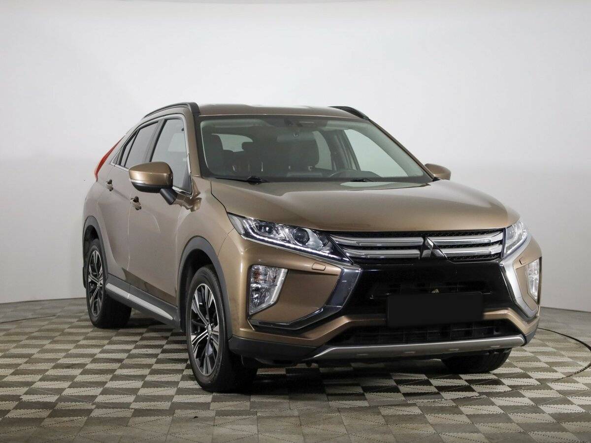 Mitsubishi Eclipse Cross с пробегом — 2019 год. Фото: #6
