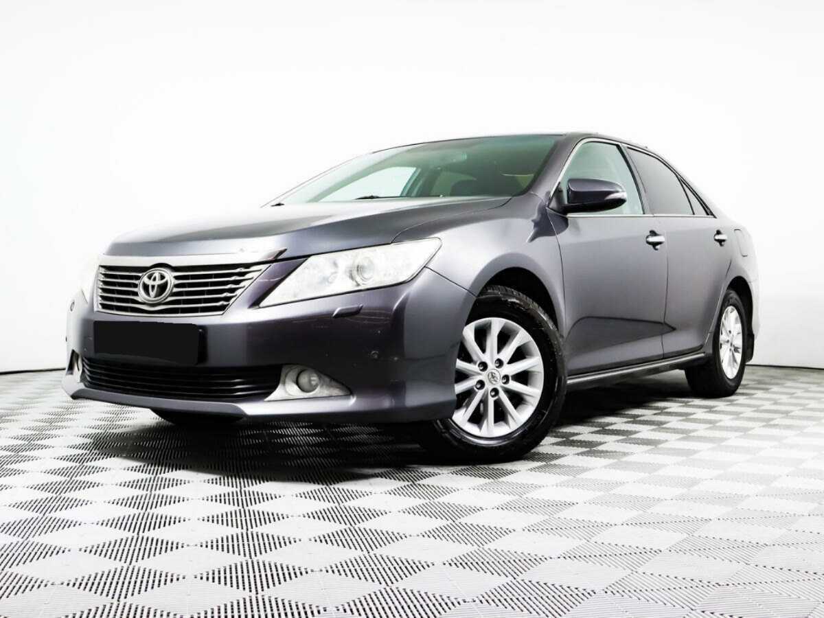 Toyota Camry с пробегом — 2012 год. Посмотреть фото