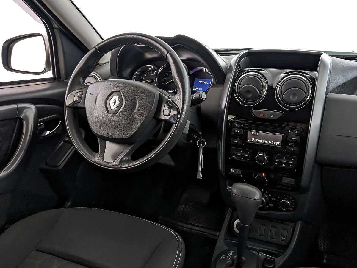 Renault Duster с пробегом — 2016 год. Фото: #18
