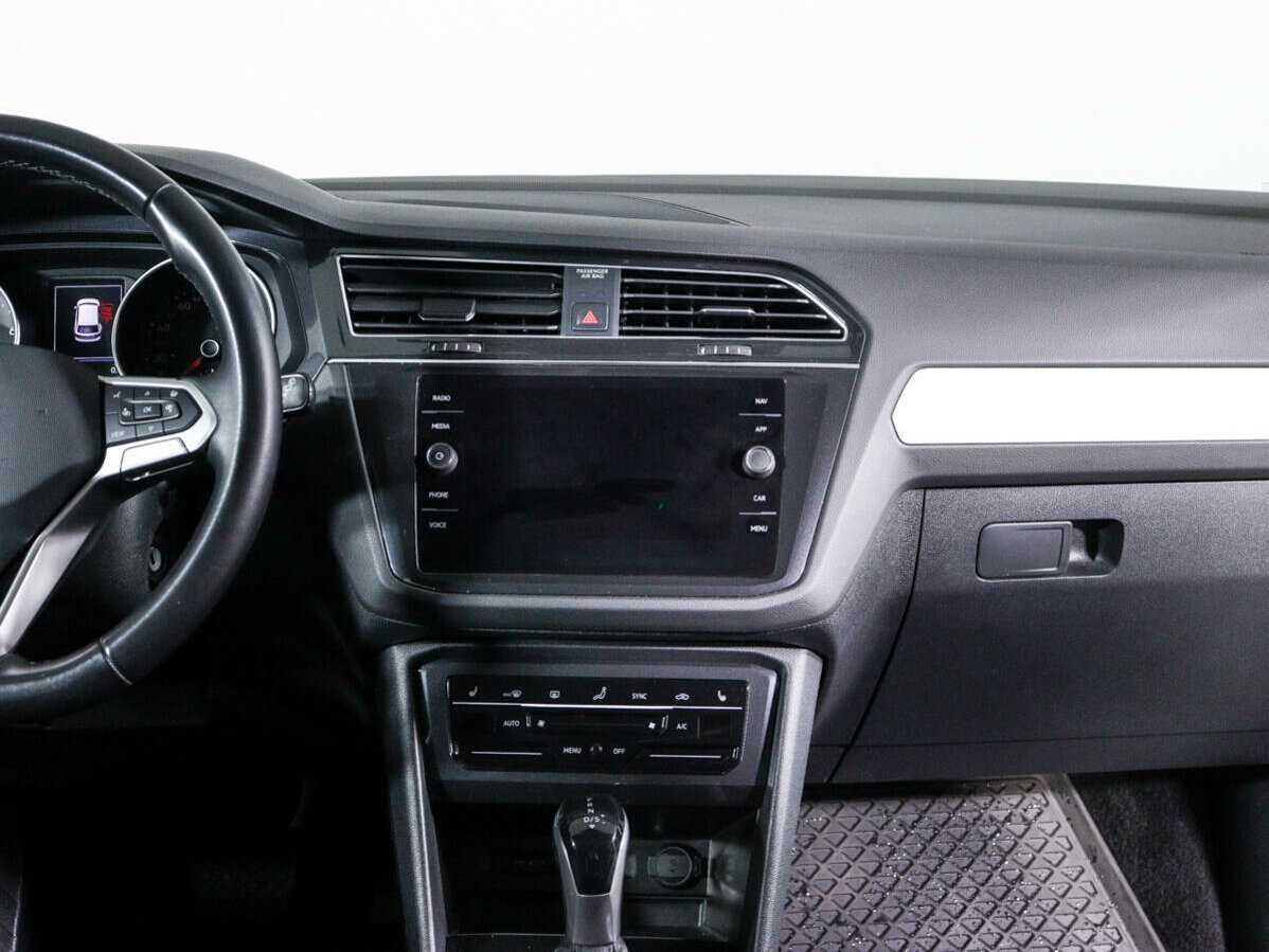 Volkswagen Tiguan с пробегом — 2020 год. Фото: #10