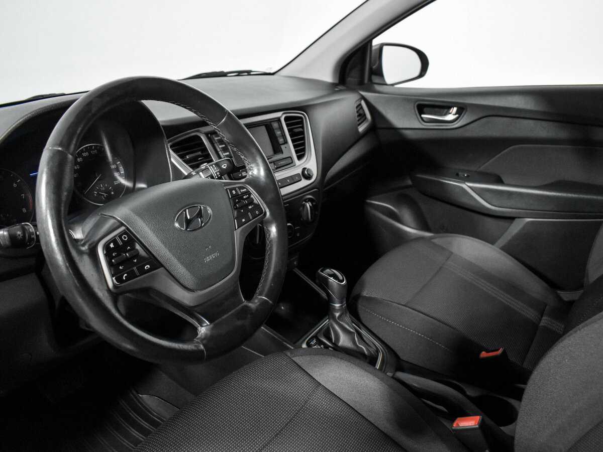 Hyundai Solaris с пробегом — 2019 год. Фото: #8