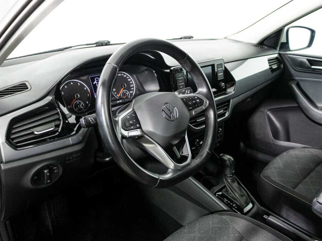 Volkswagen Polo с пробегом — 2020 год. Фото: #10