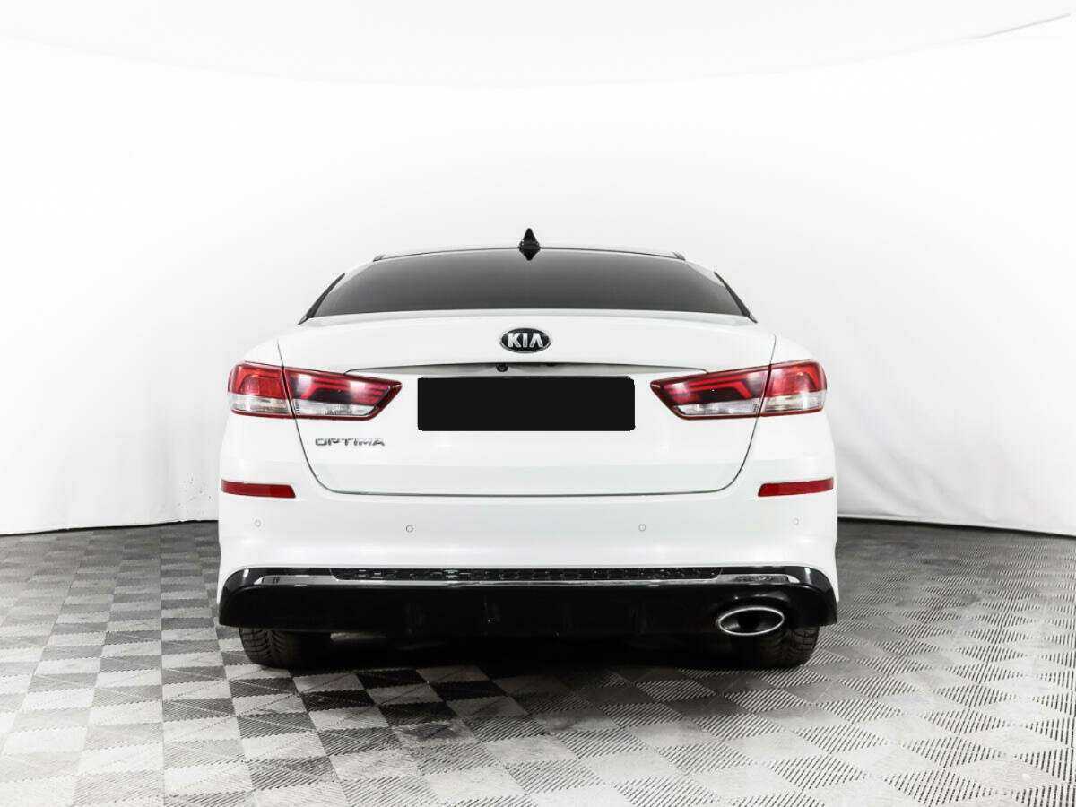 Kia Optima с пробегом — 2018 год. Фото: #4