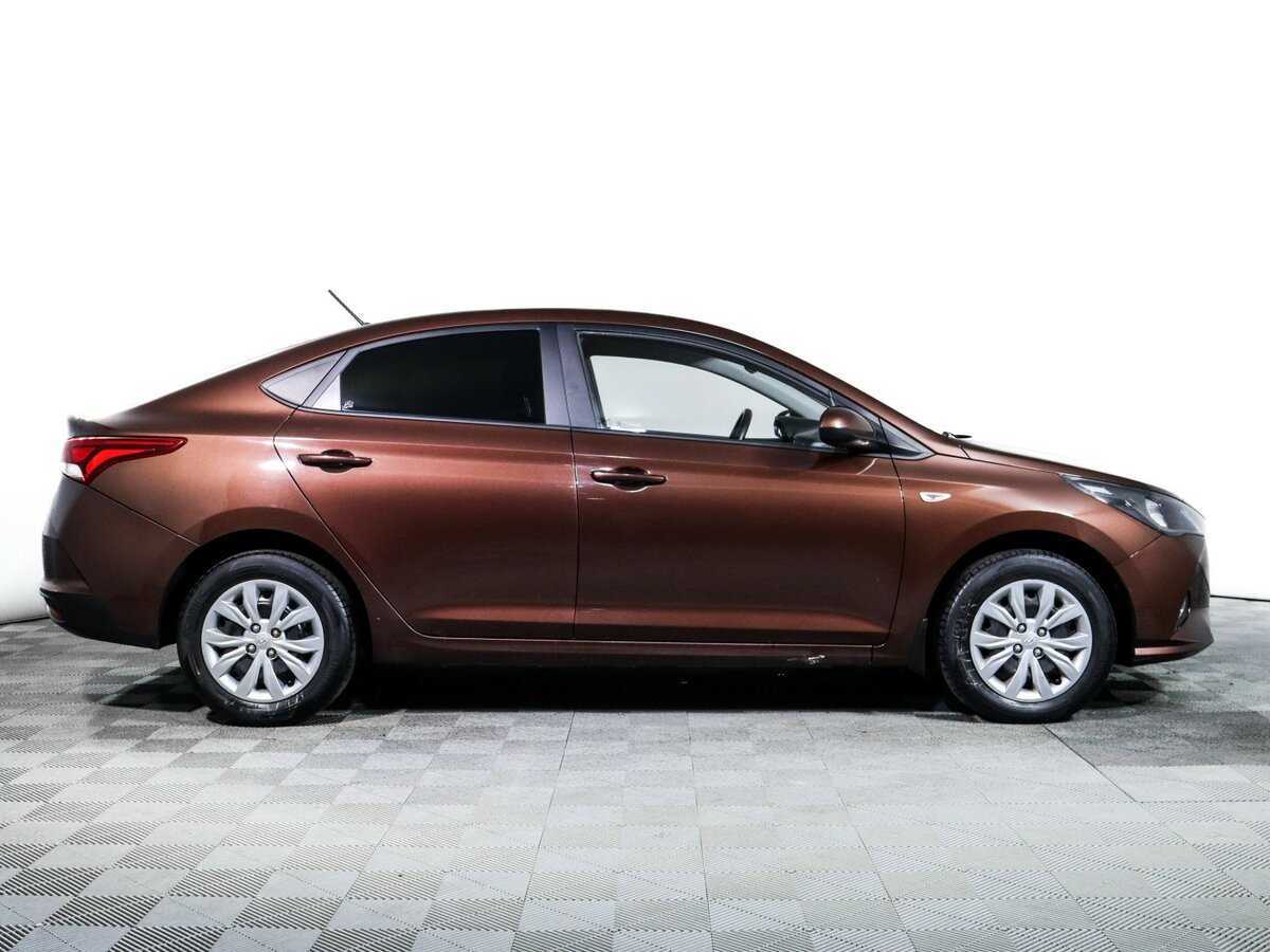 Hyundai Solaris с пробегом — 2021 год. Фото: #3