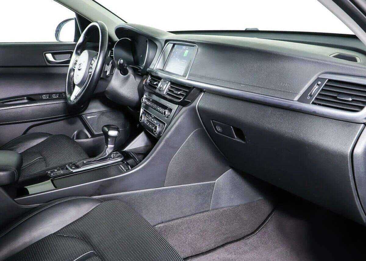 Kia Optima с пробегом — 2016 год. Фото: #7