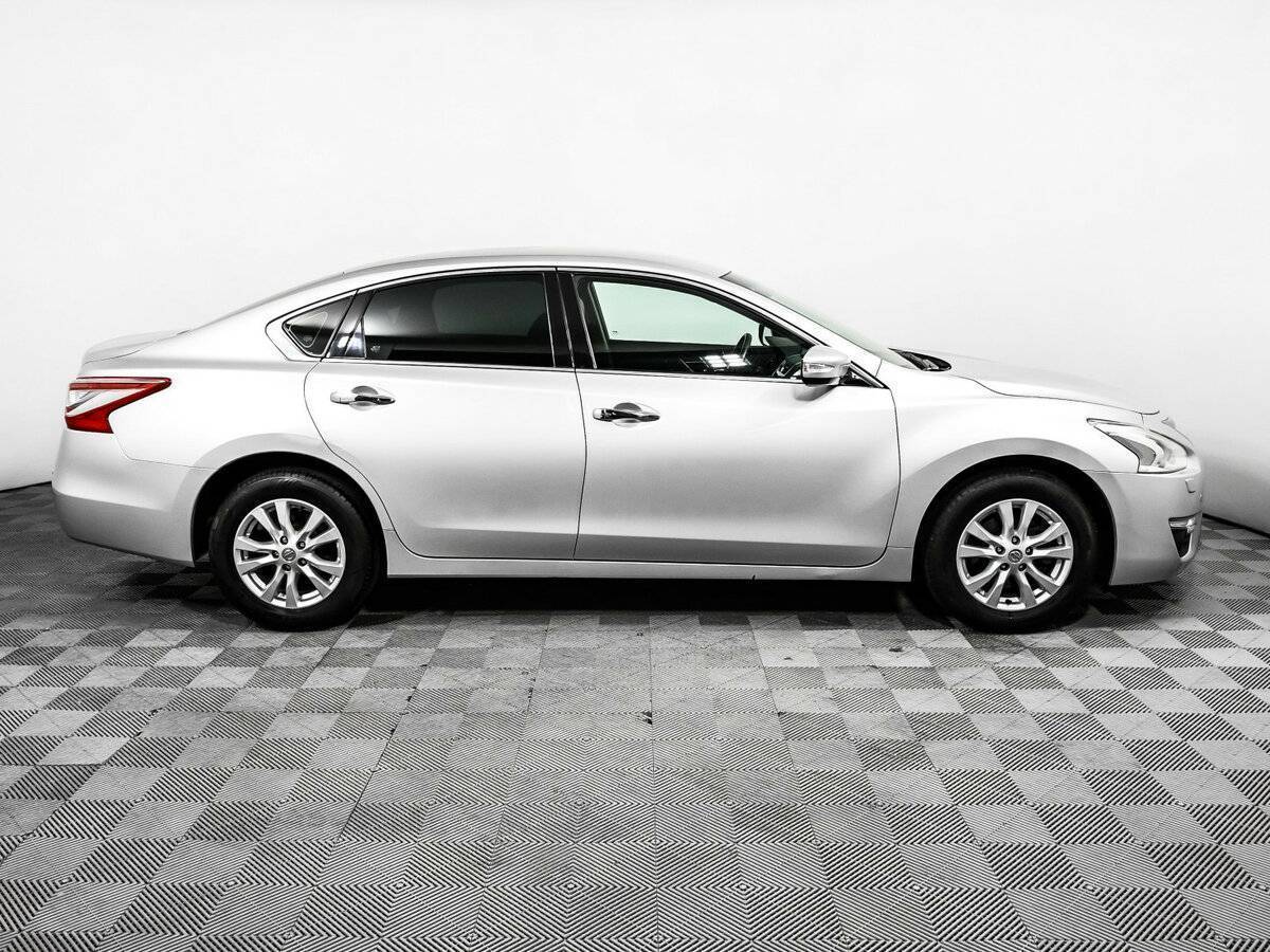 Nissan Teana с пробегом — 2015 год. Фото: #3