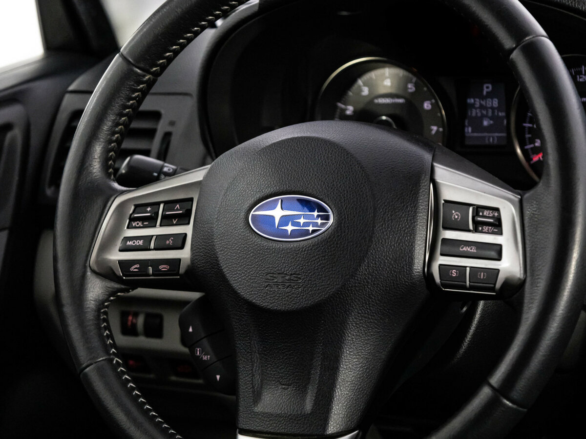 Subaru Forester с пробегом — 2013 год. Фото: #9