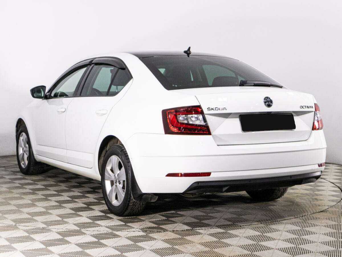 Skoda Octavia с пробегом — 2019 год. Фото: #6