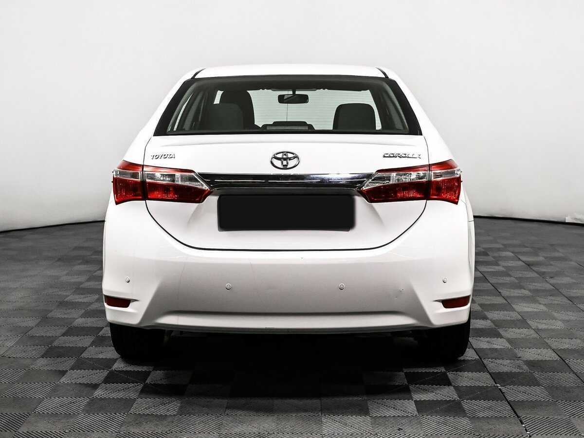 Toyota Corolla с пробегом — 2013 год. Фото: #5